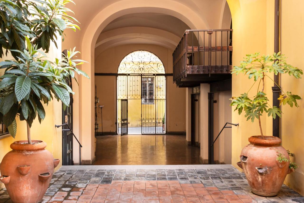 Charme & Chic San Giacomo Rome Buitenkant foto
